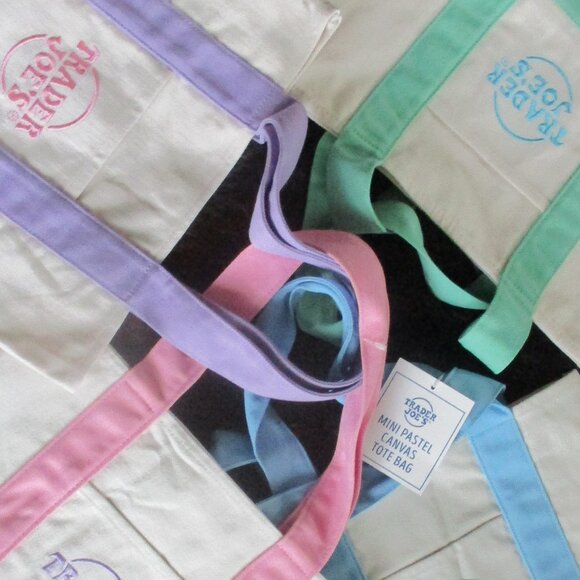 NWT Lot Of 4 ~Trader Joe's Pastel Mini Tote Bags 2025 Pink Lavender Blue Green - Picture 5 of 5